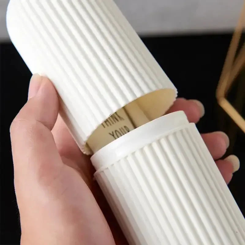 Travel Accessories Fashion Plastic Suitcase Holder